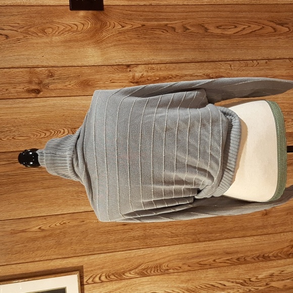 H&M Sparkly Gold and Blue Shrug (M/L) - Picture 6 of 12